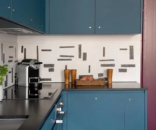 מלון Mihotel Blandan *