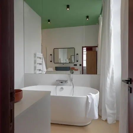 Отель Mihotel Blandan Лион